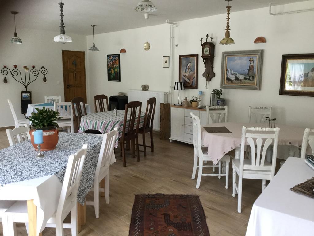 Hotel Harom Huszar Koeveskal Extérieur photo