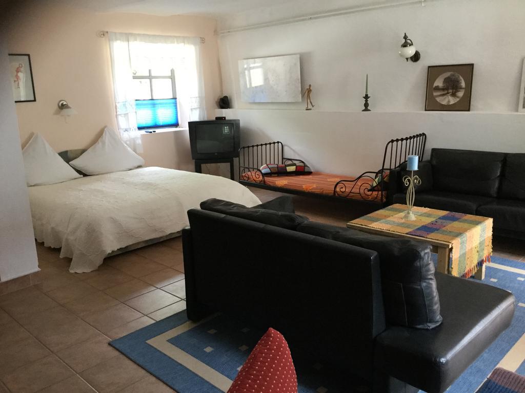 Hotel Harom Huszar Koeveskal Extérieur photo